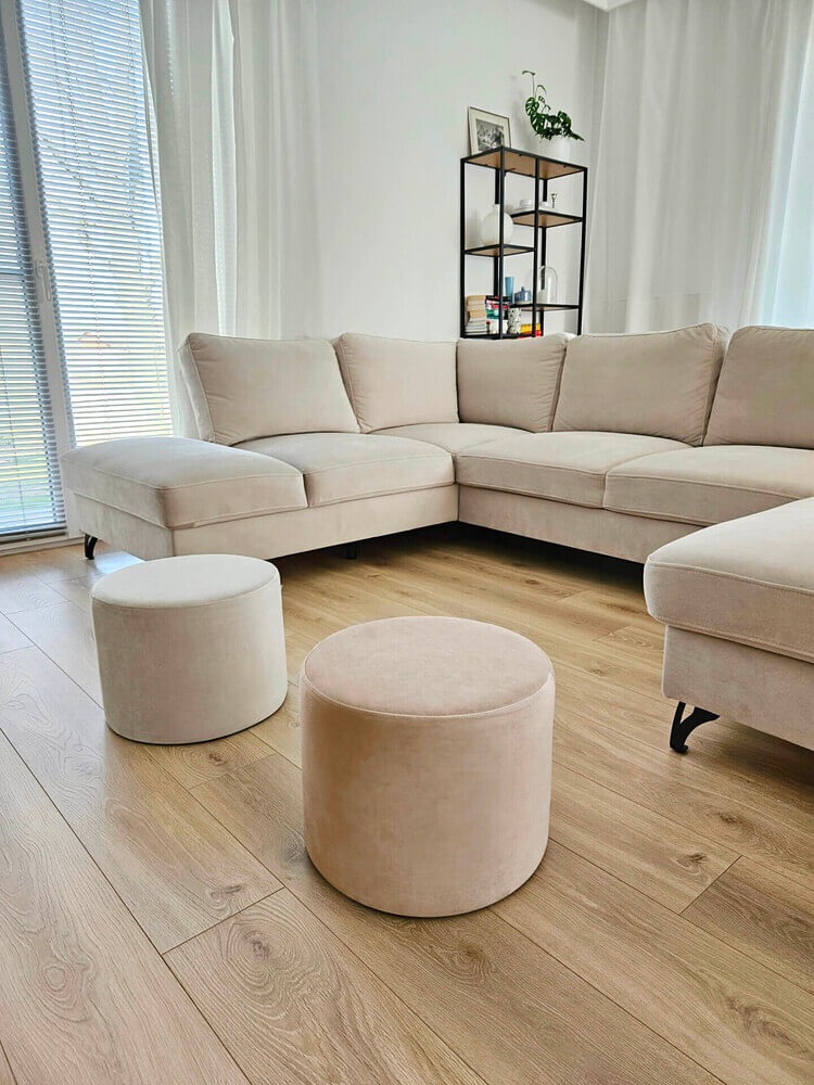 DARK CREAM VELVET medium pouf - Image 2