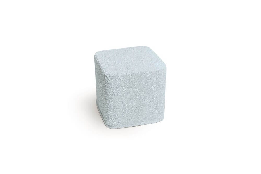 BOUCLE BLEU CLAIR pouf moyen carré