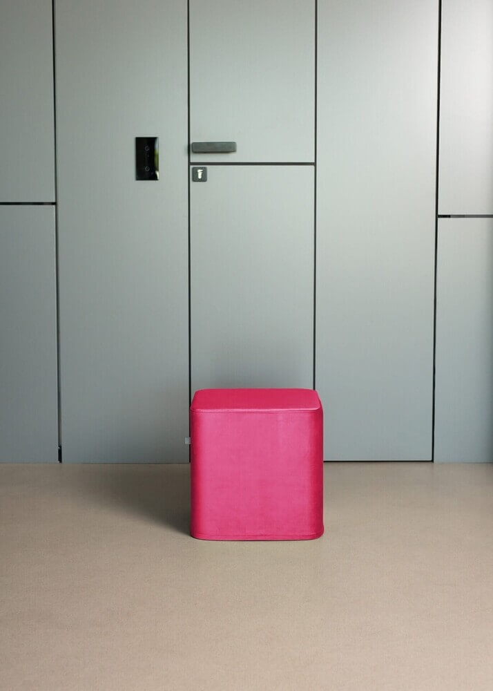 PINK VELVET square medium pouf - Image 2